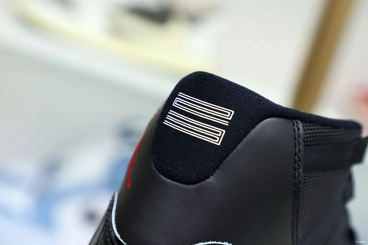 11 RETRO AIR 'BRED' 2019 JORDAN 0928